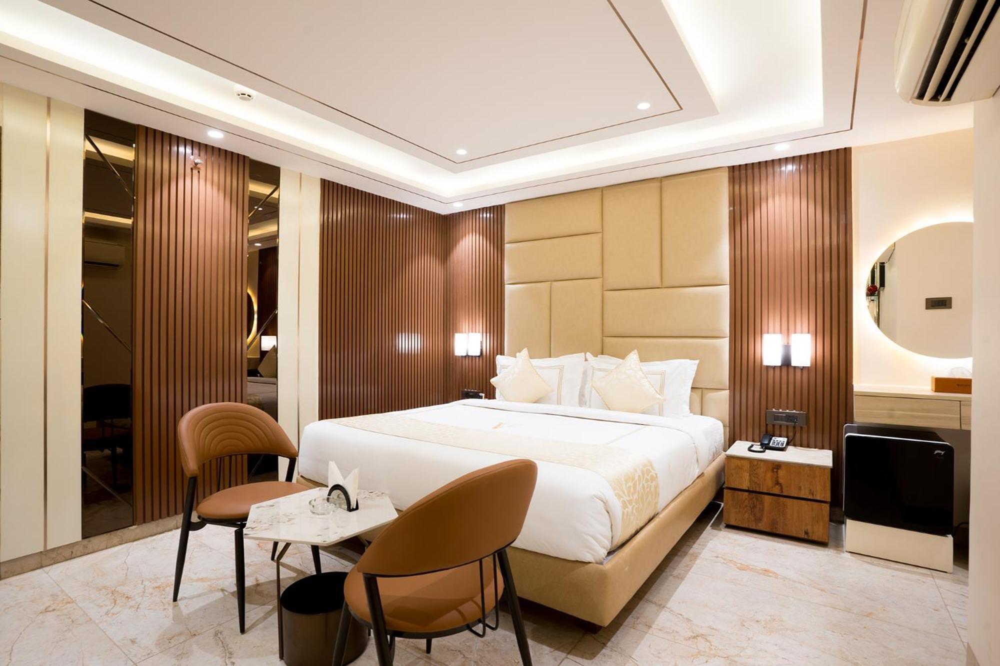ホテル Oriva Vinflora Residency - Nr Lv Prasad Hospital, Banjara Hills ハイデラバード エクステリア 写真