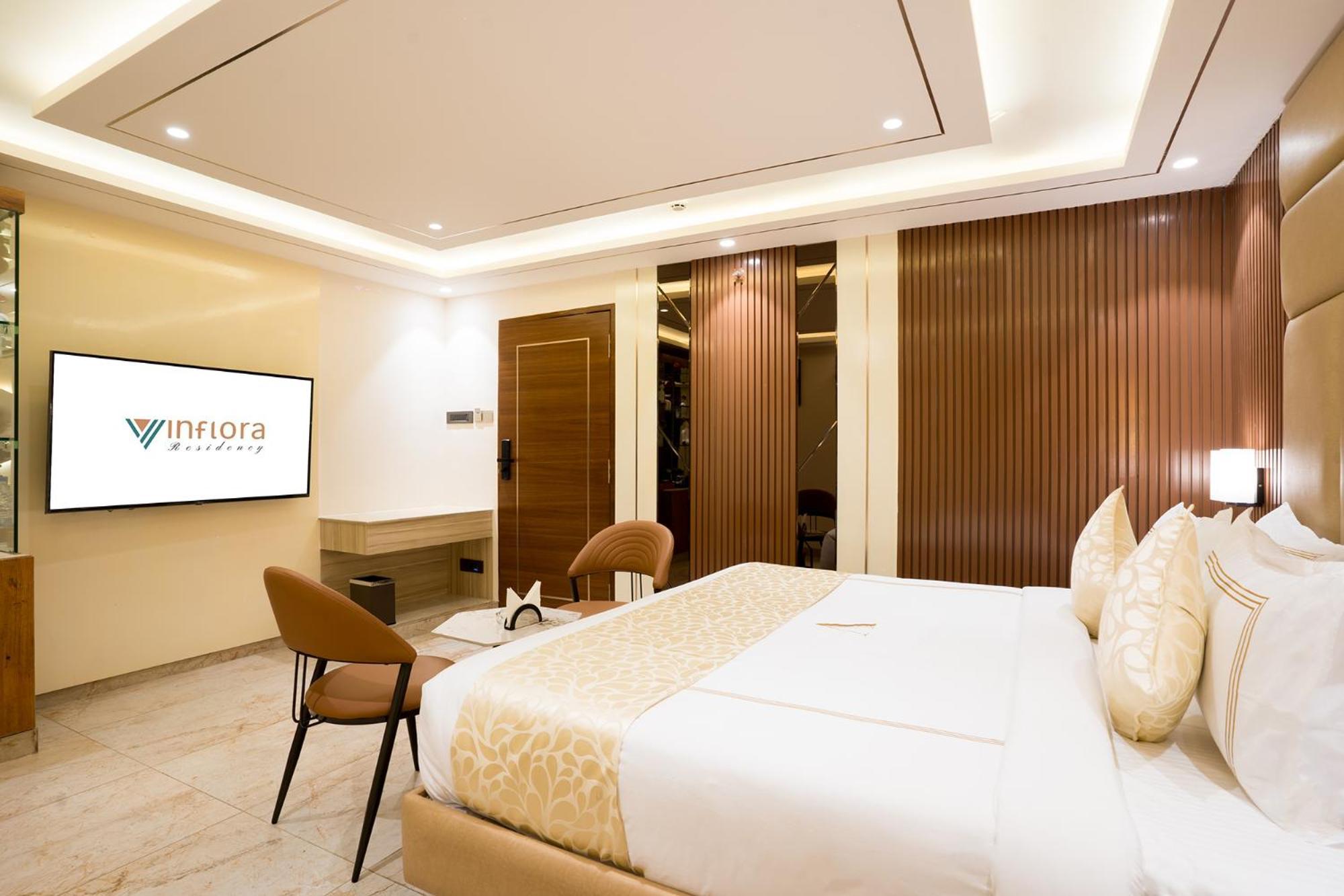ホテル Oriva Vinflora Residency - Nr Lv Prasad Hospital, Banjara Hills ハイデラバード エクステリア 写真
