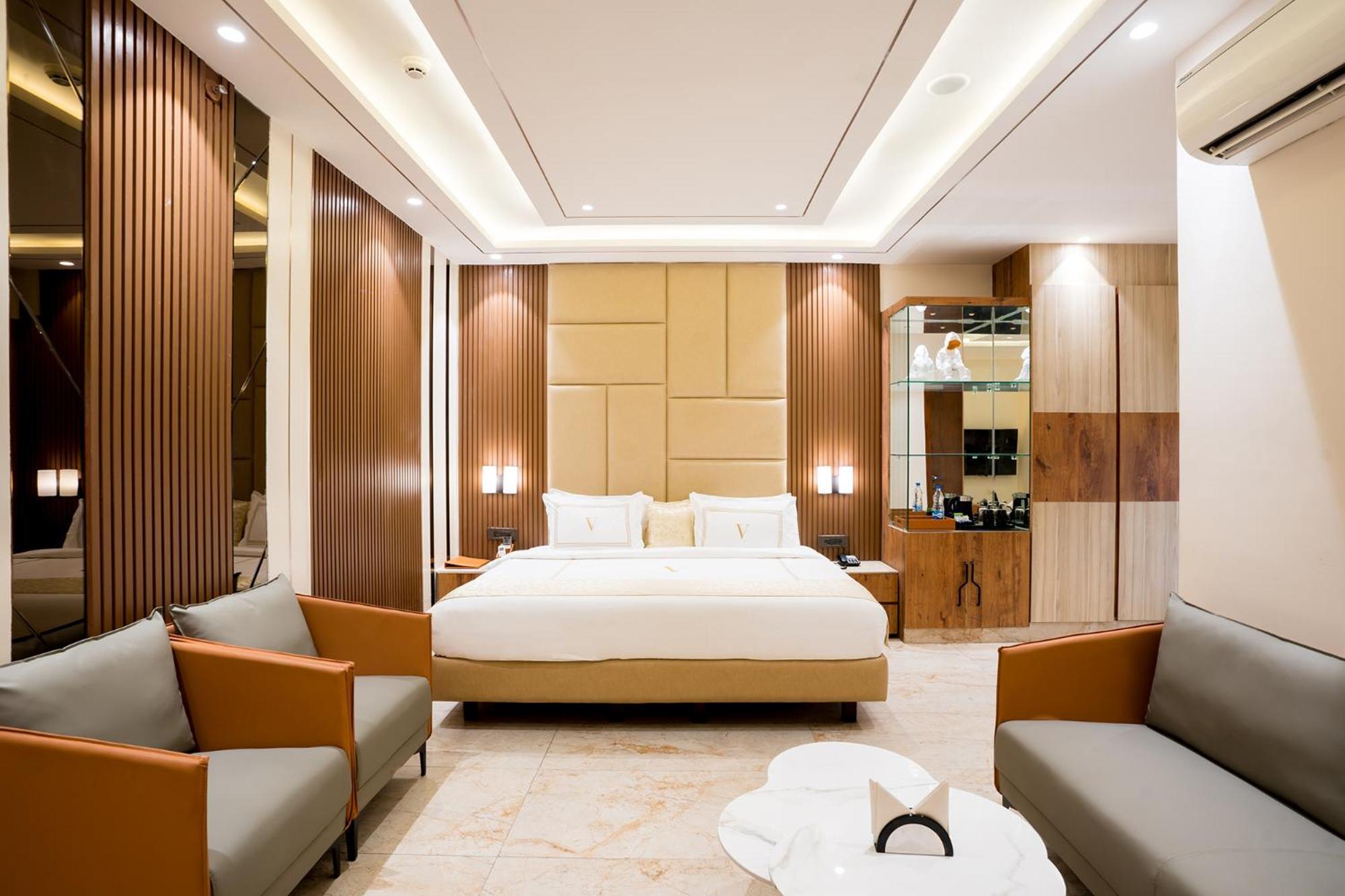 ホテル Oriva Vinflora Residency - Nr Lv Prasad Hospital, Banjara Hills ハイデラバード エクステリア 写真