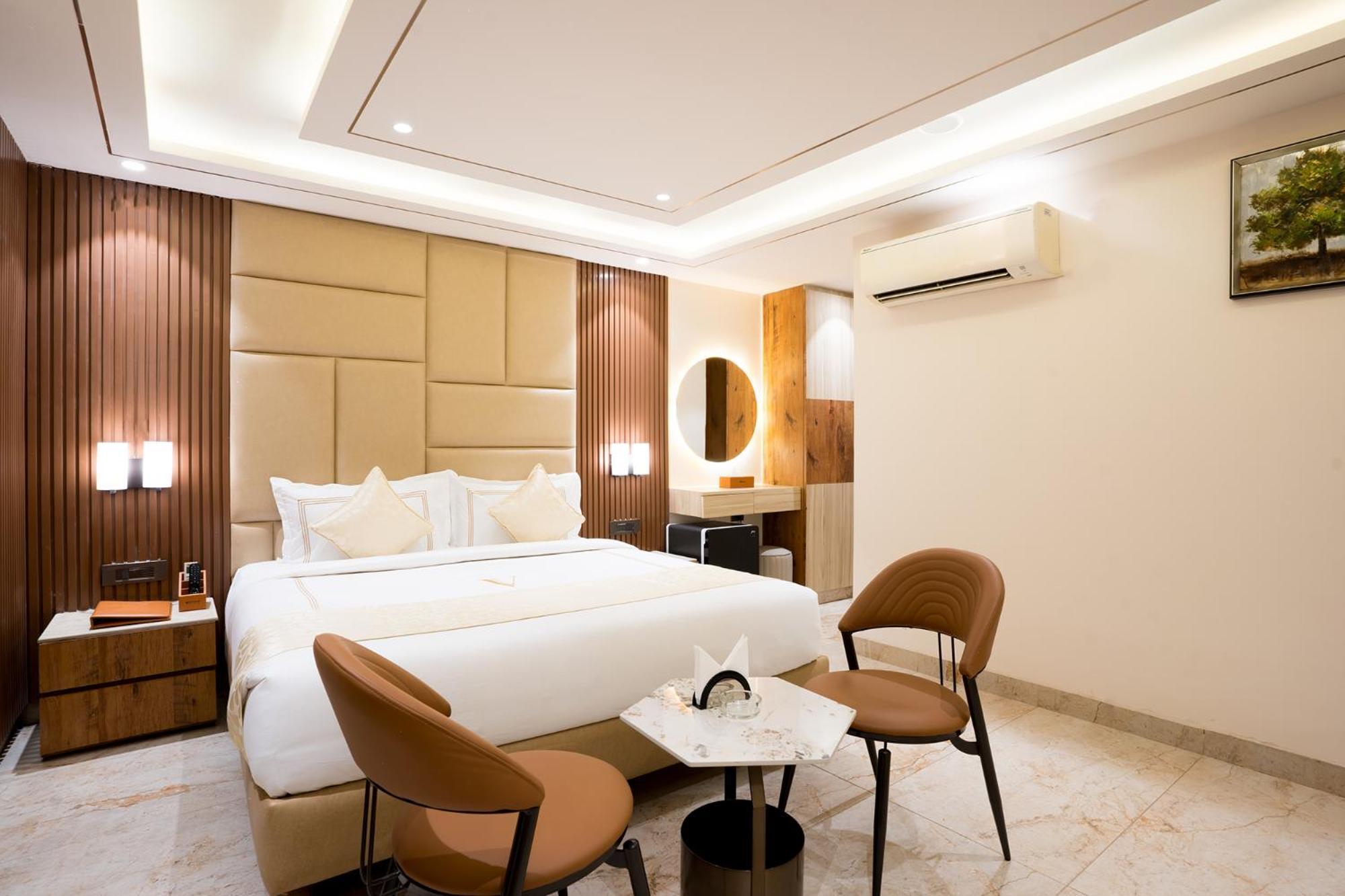 ホテル Oriva Vinflora Residency - Nr Lv Prasad Hospital, Banjara Hills ハイデラバード エクステリア 写真