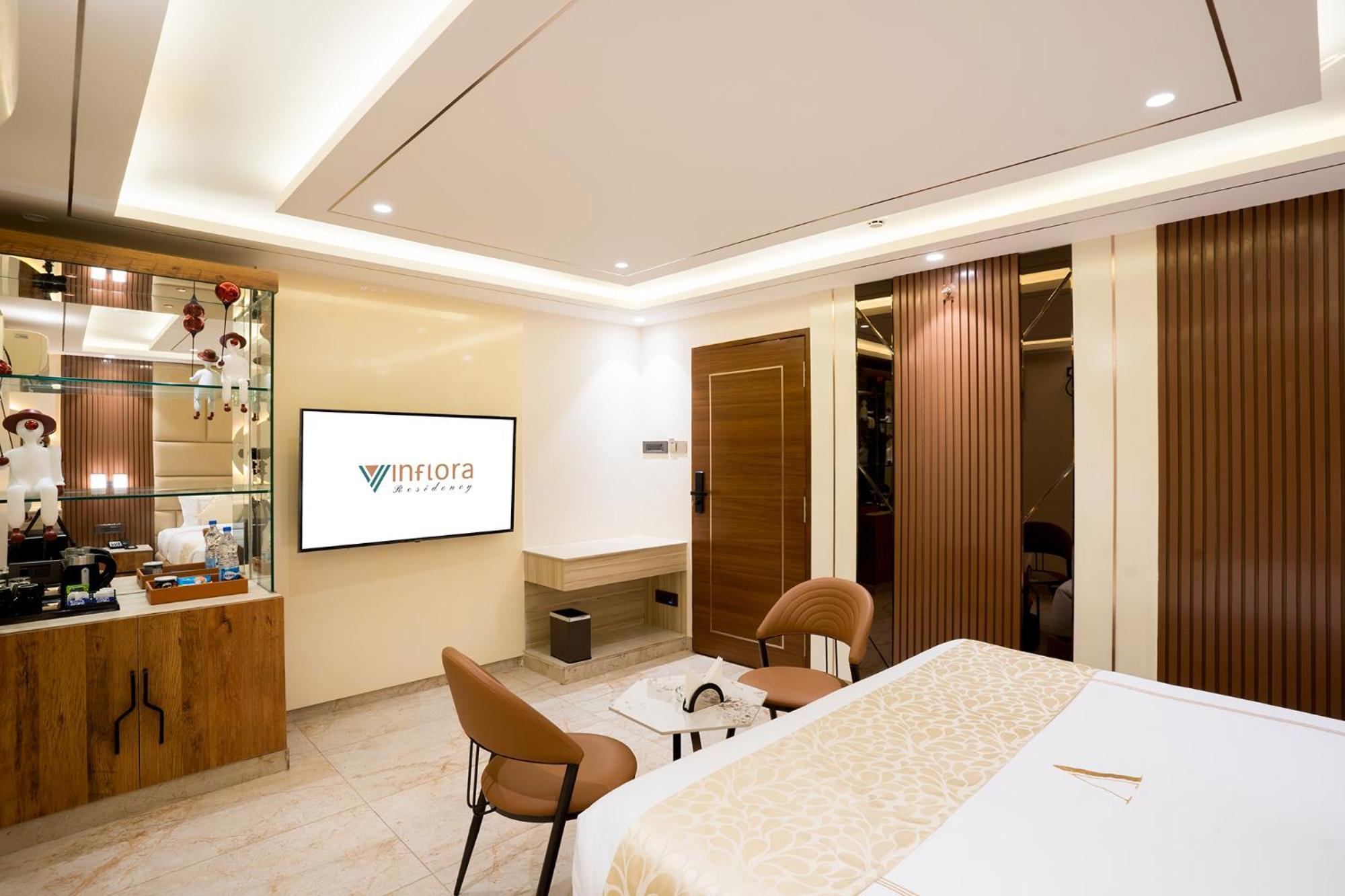 ホテル Oriva Vinflora Residency - Nr Lv Prasad Hospital, Banjara Hills ハイデラバード エクステリア 写真