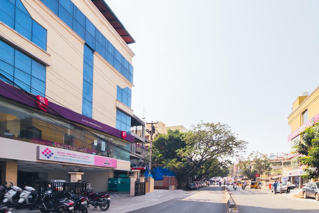 ホテル Oriva Vinflora Residency - Nr Lv Prasad Hospital, Banjara Hills ハイデラバード エクステリア 写真