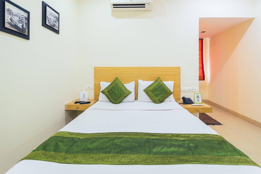ホテル Oriva Vinflora Residency - Nr Lv Prasad Hospital, Banjara Hills ハイデラバード エクステリア 写真